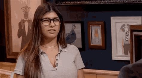 gifs mia khalifa|Miakhalifa GIFs